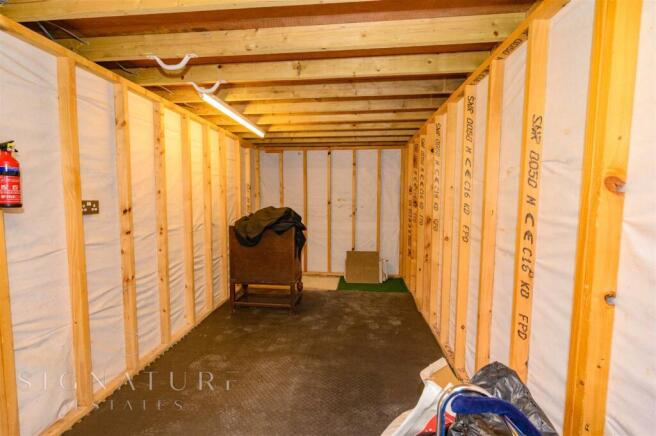 Garden Storage/Outhouse