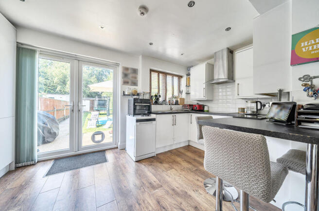 Kitchen dining
