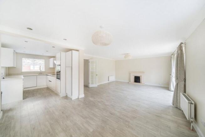 Living/Dining Room