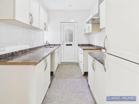 3 bed Terraced for sale Image 5