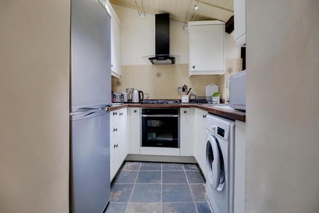 6 LYDGATE - EDIT-11