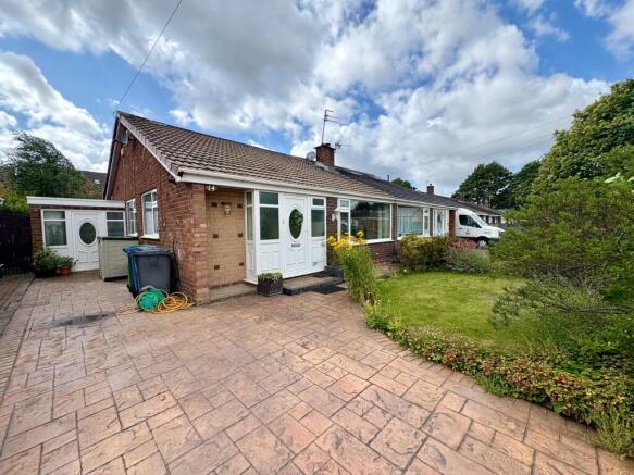 14 Howard Front 2.jpg