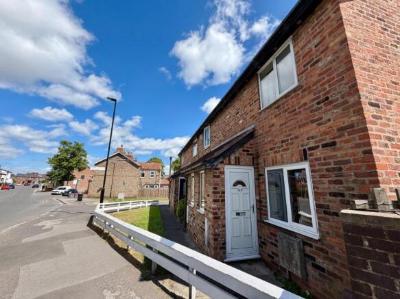 1 bed Semi-Detached to rent in york