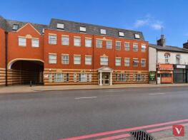 Flat M, Langham House East, Mill Street, Luton LU1 2NA