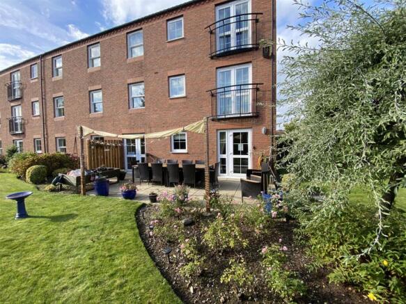 1 bed Apartment for sale Image 11