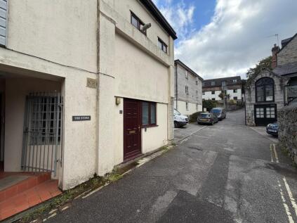 Flat 5, The Store, Tresooth Lane, Penryn, Cornwall TR10 8DL