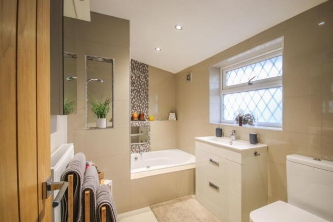 Master En-suite