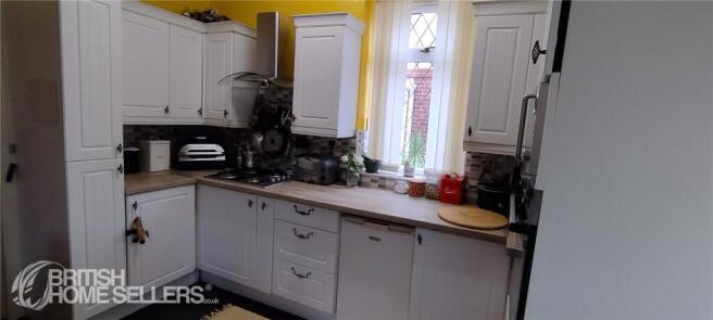 3 bed Detached for sale Image 6