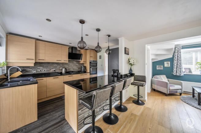 ba225103-ebe6-448...