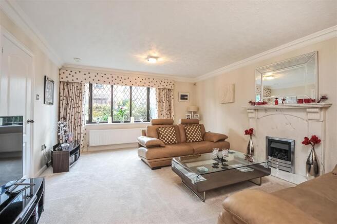 SITTING ROOM