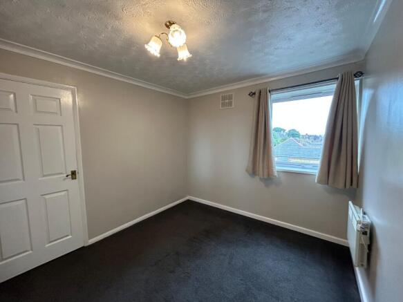 2 bed Flat to rent Image 7