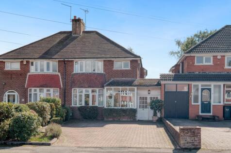 Middle Drive, Cofton Hackett, B45