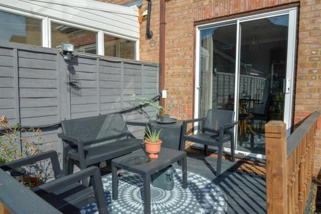 Rear Garden 2.jpg