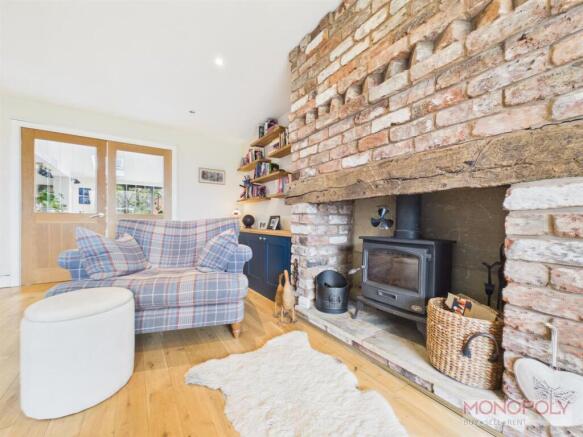 Trevalyn, Rossett, LL12 photo 3