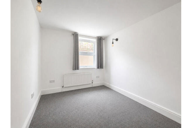 16 St. Mildreds Road, Ramsgate, Kent, CT11 0BX photo 4