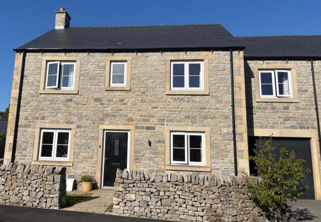 Front Gardens & Driveway