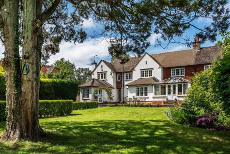 Combe Lane, Wormley, Godalming, Surrey, GU8 5SX