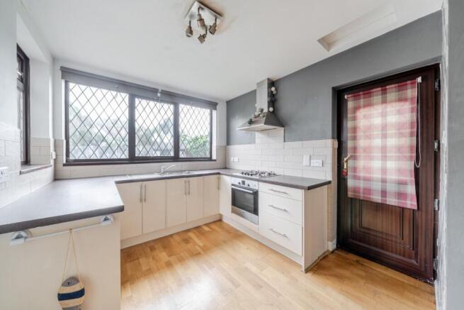 2 bed Terraced for sale Image 5