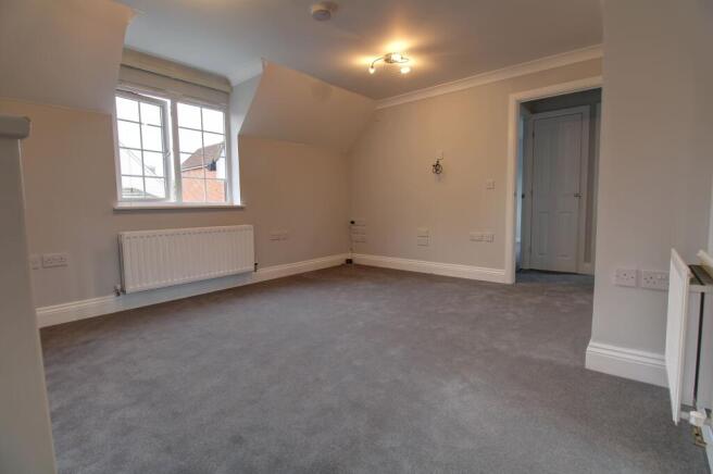 Guillemot Close, Stowmarket, IP14 photo 4