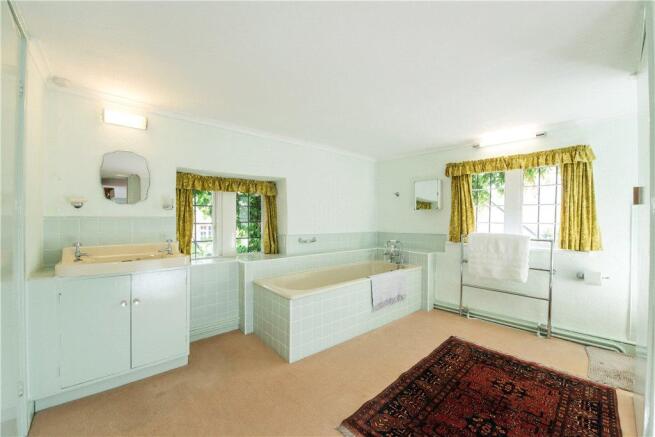 Bed 2 En Suite