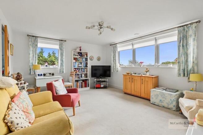 32 Kingswood Court, 47-51 Sidcup Hill, Sidcup, DA1