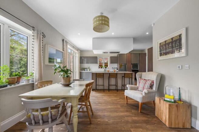 Kitchen/Breakfast