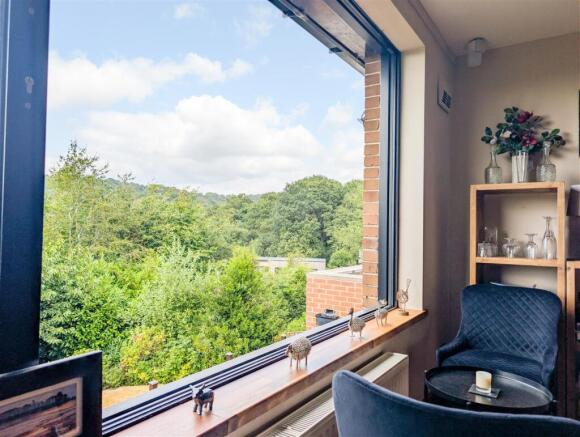 3 bed Detached for sale Image 5