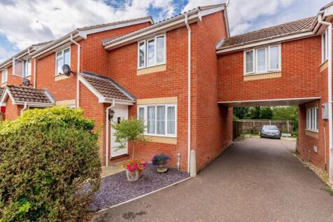 Bridge Close, Briston