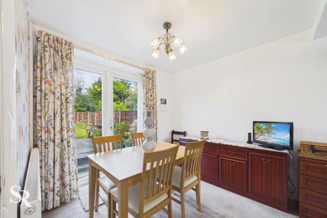 Grange Park Road, Chapel-En-Le-Frith, SK23 photo 3