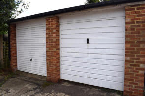 Flat 3, 15, Woodcroft Drive, Eastbourne BN21 2XW