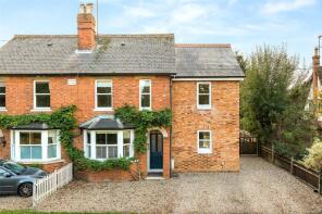 2, Cloverlea Cottages, Forest Road, Newell Green Warfield, Bracknell RG42 6AG