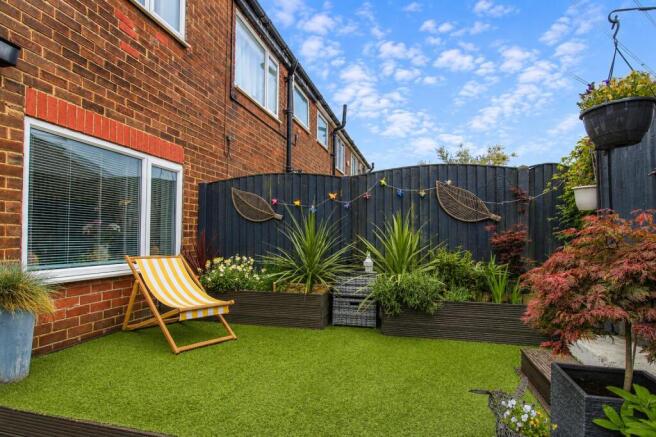 3 bed Town House for sale Image 11