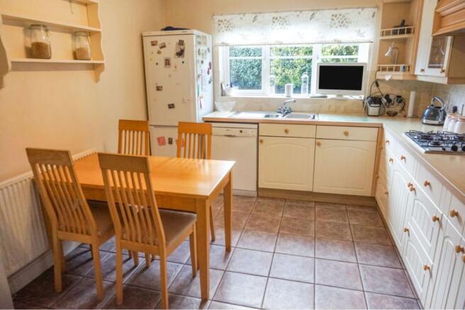 Kitchen/Breakfast