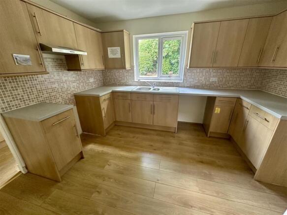 KITCHEN.jpeg