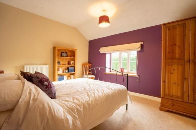 Bedroom 2 (Double)