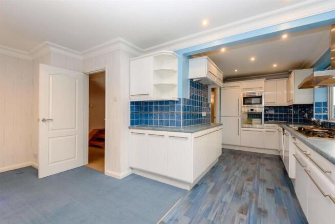 8453442-interior08-800.jpg
