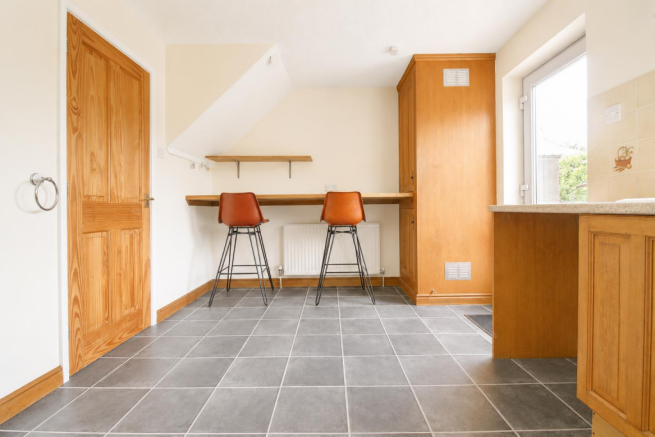Kitchen 2.png