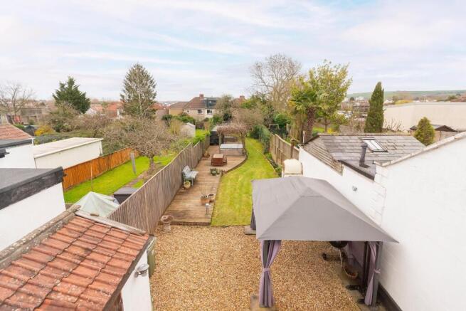 8C5RBH - External I.jpg