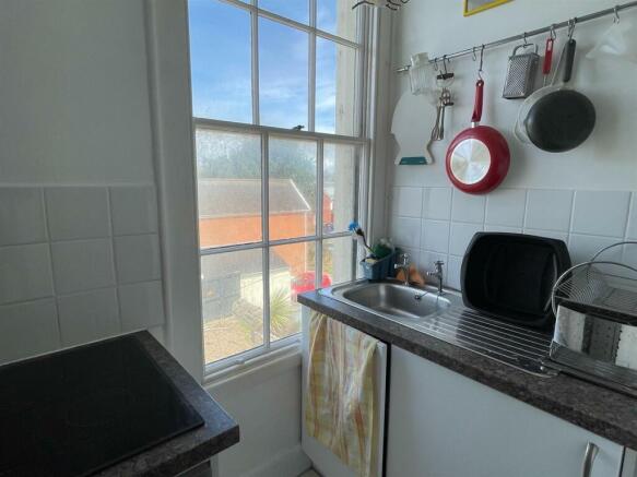Kitchen..jpg