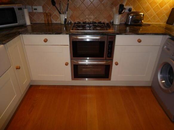 35 Selbys kitchen 2