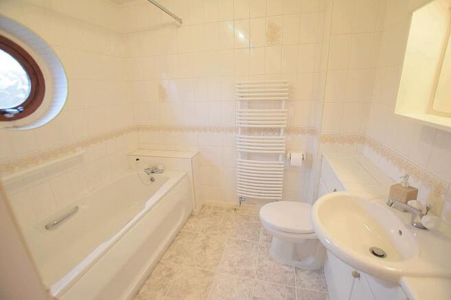 En-suite Bathroom