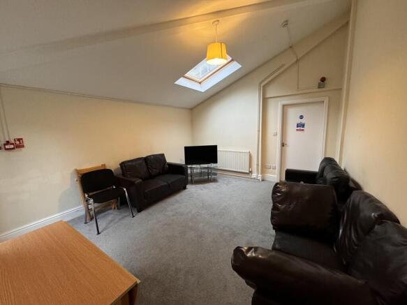 1 bed End of Terrace to rent Image 5
