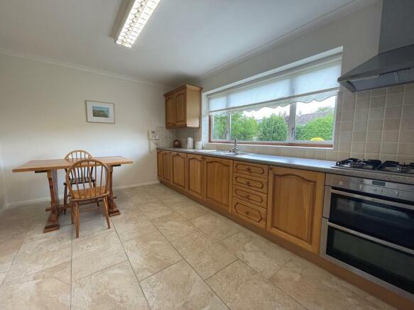 Kitchen/Dining