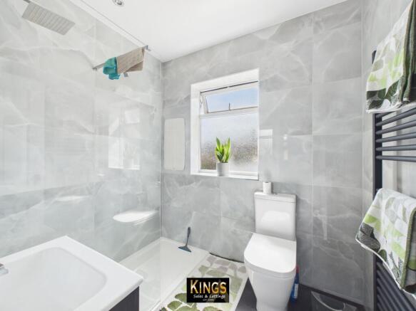 3 bed Semi-Detached for sale Image 12