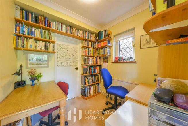 Photo 12