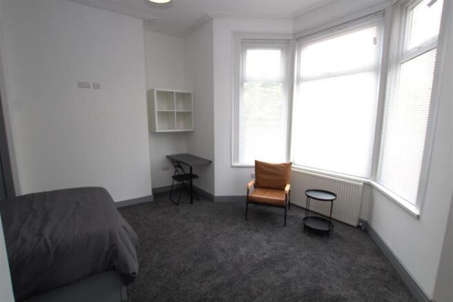 Flat 6.jpg