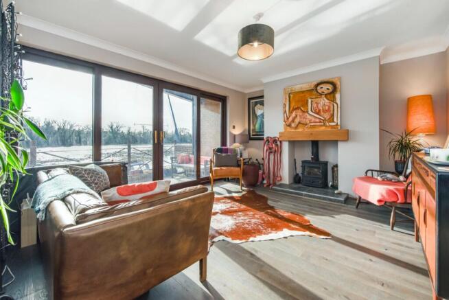 SITTING ROOM