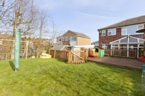47, Somerset Avenue, Shipley BD17 5LS