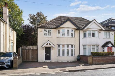 Aldenham Road, Bushey, WD23