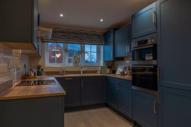 3 bed Semi-Detached for sale Image 5
